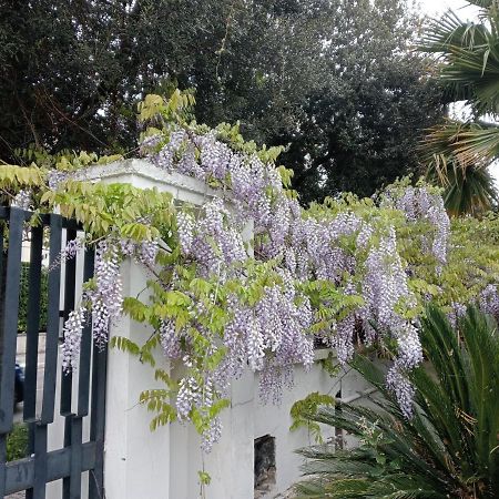 A Casa Di Gio Acomodação com café da manhã Lecce Exterior foto