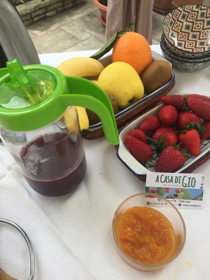 A Casa Di Gio Acomodação com café da manhã Lecce Exterior foto